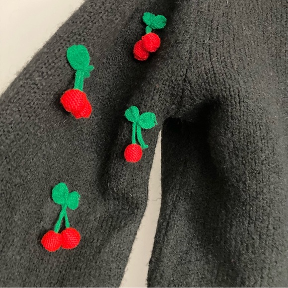 Farm Rio Black Cherry Adorned Crewneck Pullover Sweater, Sz M *See Description* - Picture 15 of 16